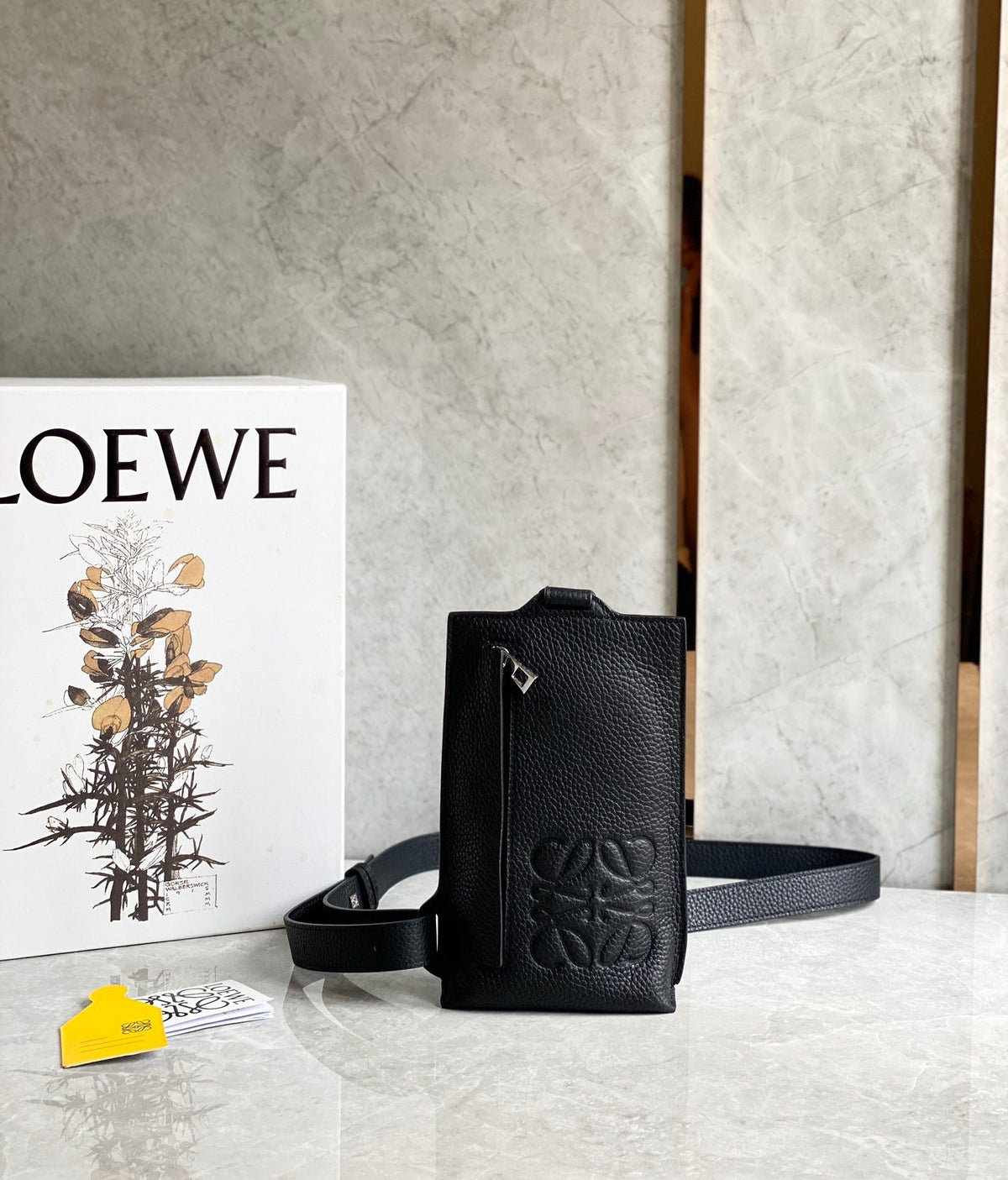 LO Sling Bag