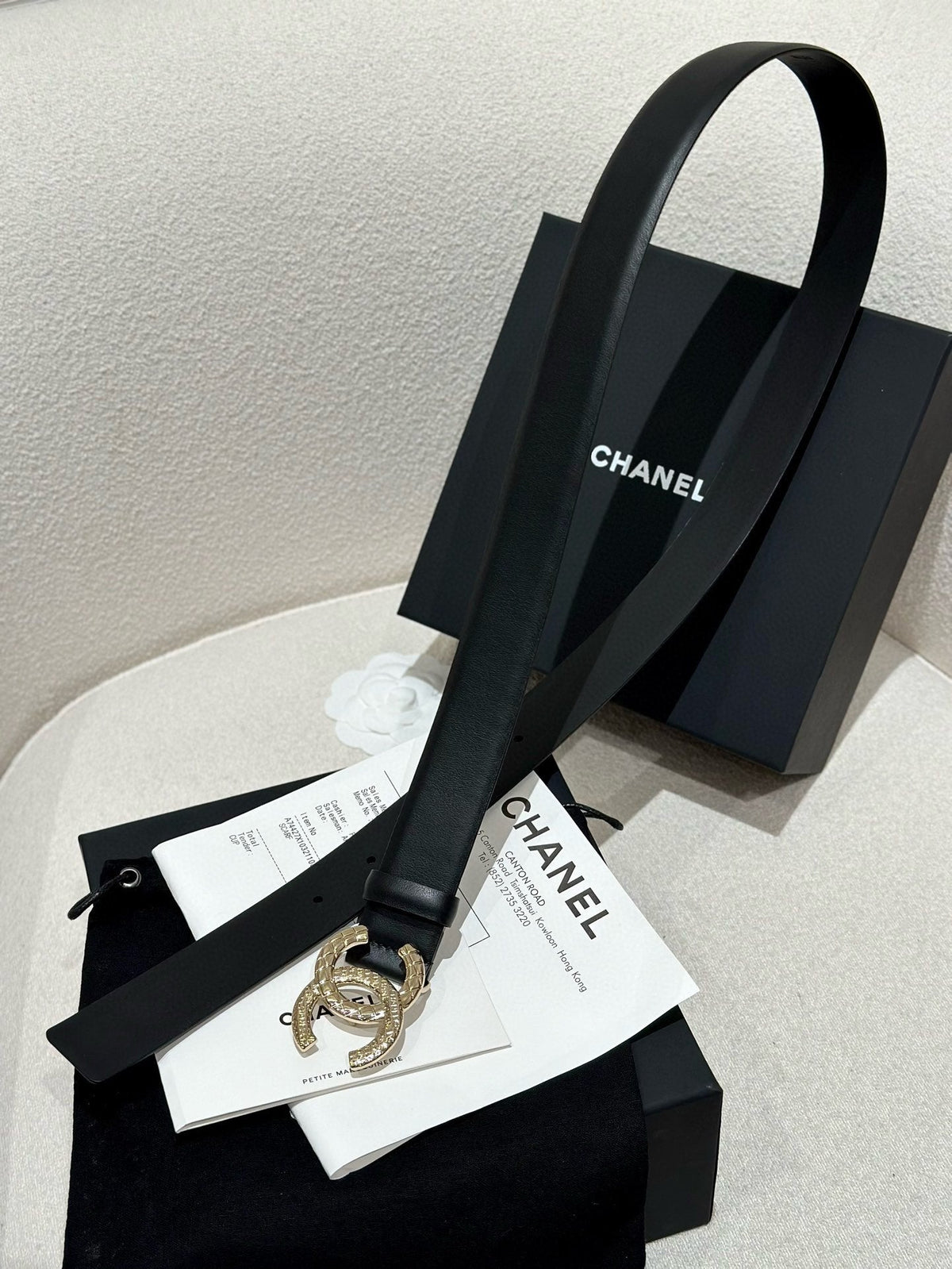 DOUBLE C BELT 30MM IN BLACK CALFSKIN WITH GOLD HARDWARE AND CARO STITCHING