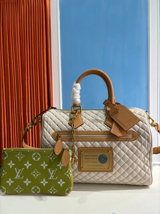 Louis Vuitton Speedy P9 Bandoulière 30 Reversible Monogram Bags